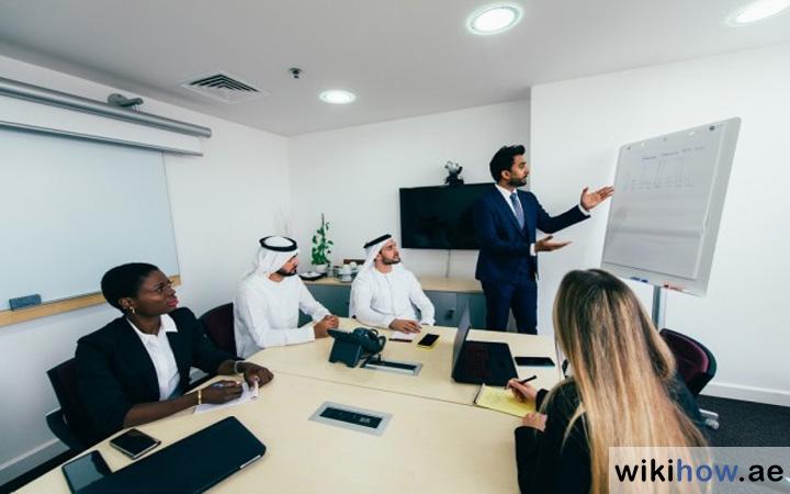 Some Crucial Steps in Starting a Business in Dubai